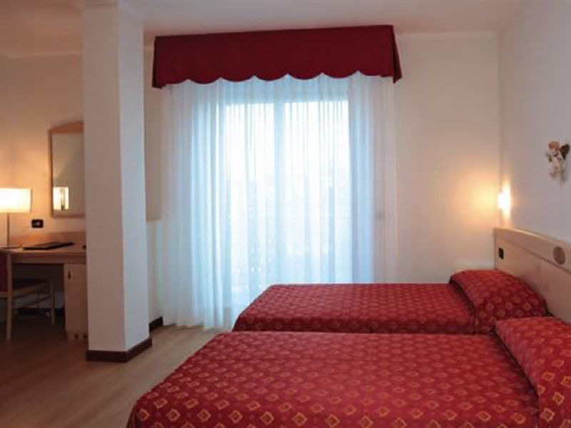 Hotel Helios Lido di Jesolo Ngoại thất bức ảnh