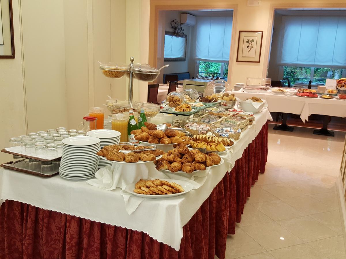 Hotel Helios Lido di Jesolo Ngoại thất bức ảnh