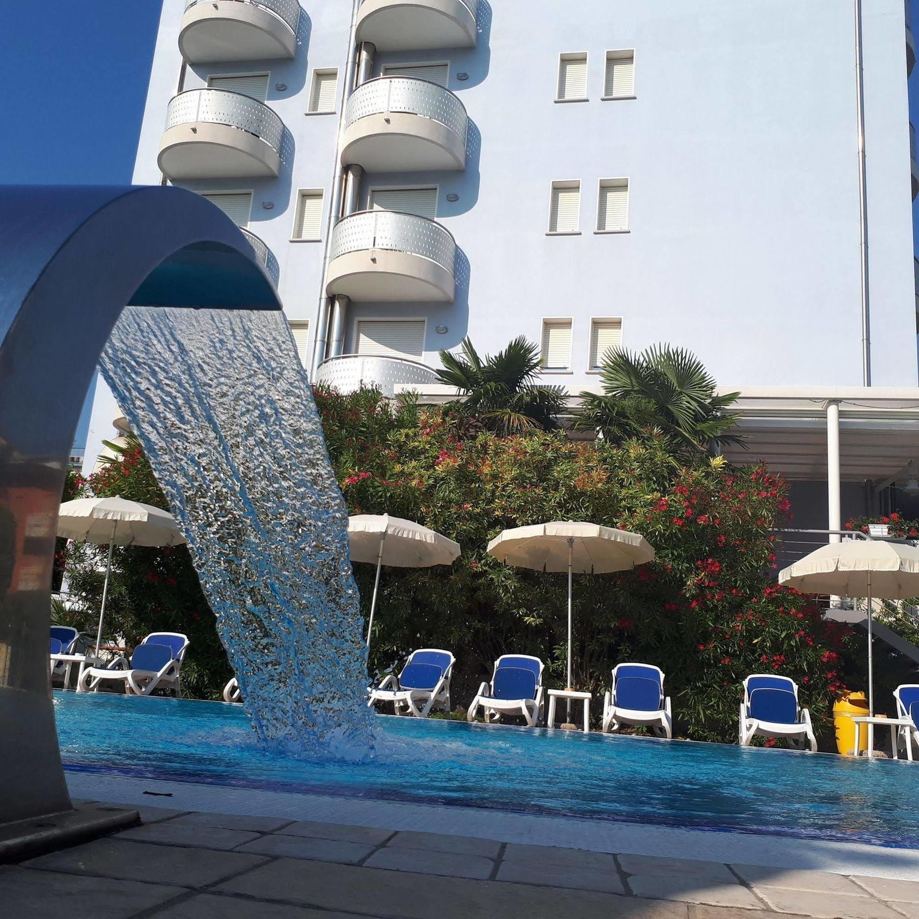 Hotel Helios Lido di Jesolo Ngoại thất bức ảnh
