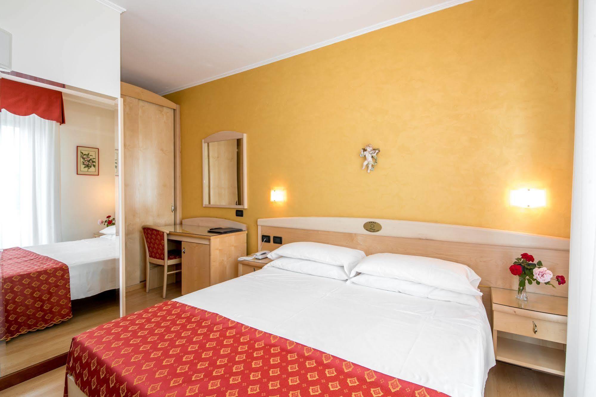 Hotel Helios Lido di Jesolo Ngoại thất bức ảnh